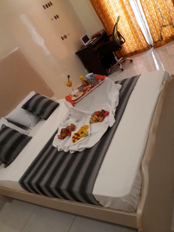 Chambres Meublees Almadies Dakar Exterior photo